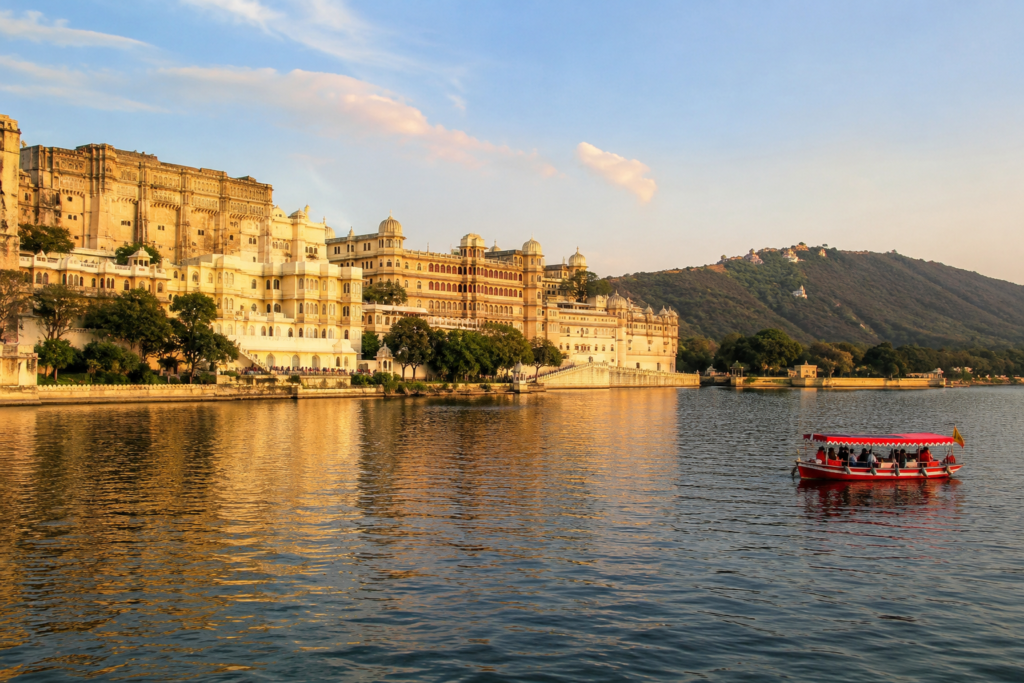 15 Best places in India to Visit in November